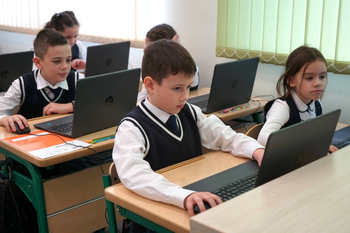 Металлоинвест направил 400 млн рублей на поддержку образовательной программы для школьников Белгородчины