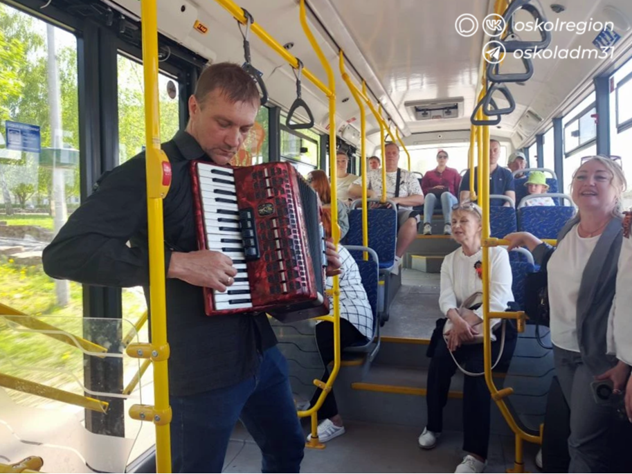В Старом Осколе на маршруте вновь «поющие» автобусы.