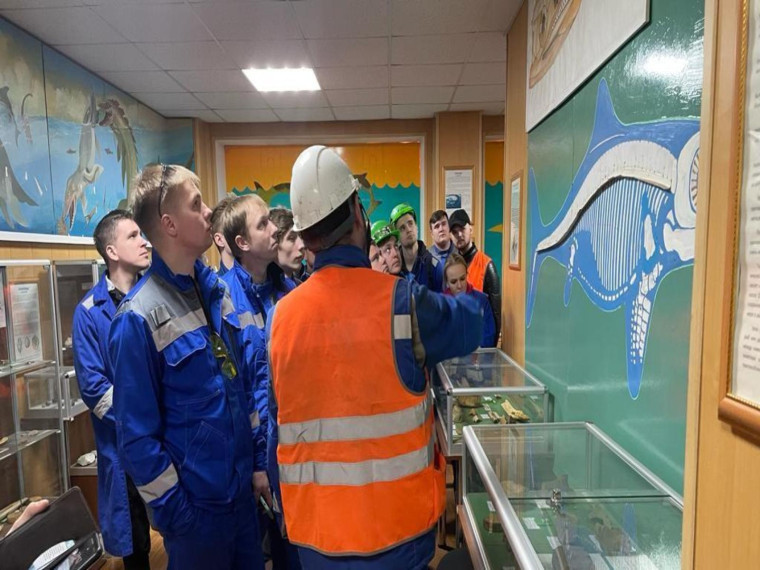 Стойленский ГОК помогает профессиональному росту молодых специалистов. Стойленский ГОК помогает профессиональному росту молодых специалистов.