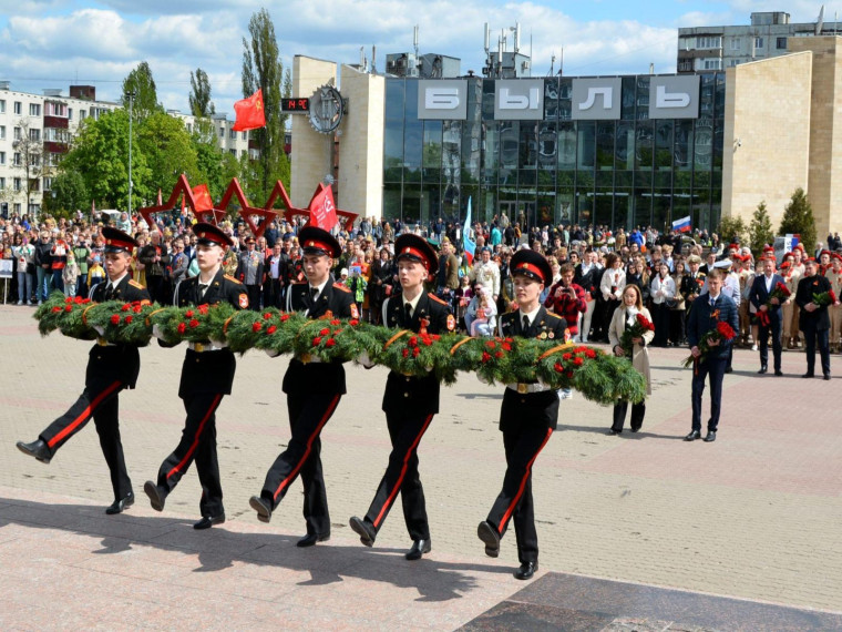 На площади Победы состоялся торжественный митинг в честь 78-й годовщины Великой Победы.