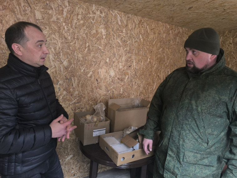 Владимир Жданов посетил расположение добровольческого подразделения «БАРС-Белгород», чтобы лично встретиться и пообщаться с бойцами. Владимир Жданов посетил расположение добровольческого подразделения «БАРС-Белгород», чтобы лично встретиться и пообщаться с бойцами.