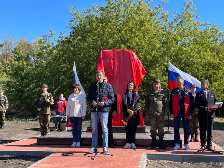 В Старом Осколе отметили День танкиста. В Старом Осколе отметили День танкиста.