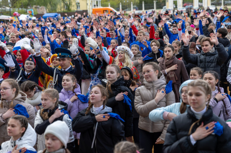 Ежегодная Всероссийская патриотическая Акция «Улицы в лицах». Ежегодная Всероссийская патриотическая Акция «Улицы в лицах».