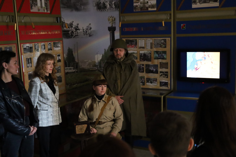 В Старооскольском краеведческом музее прошла экскурсия «Огни Победы».