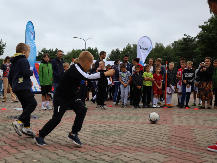 В Старом Осколе состоялось торжественное открытие летнего детского турнира по дворовому футболу «Кубок Металлоинвеста — 2023».